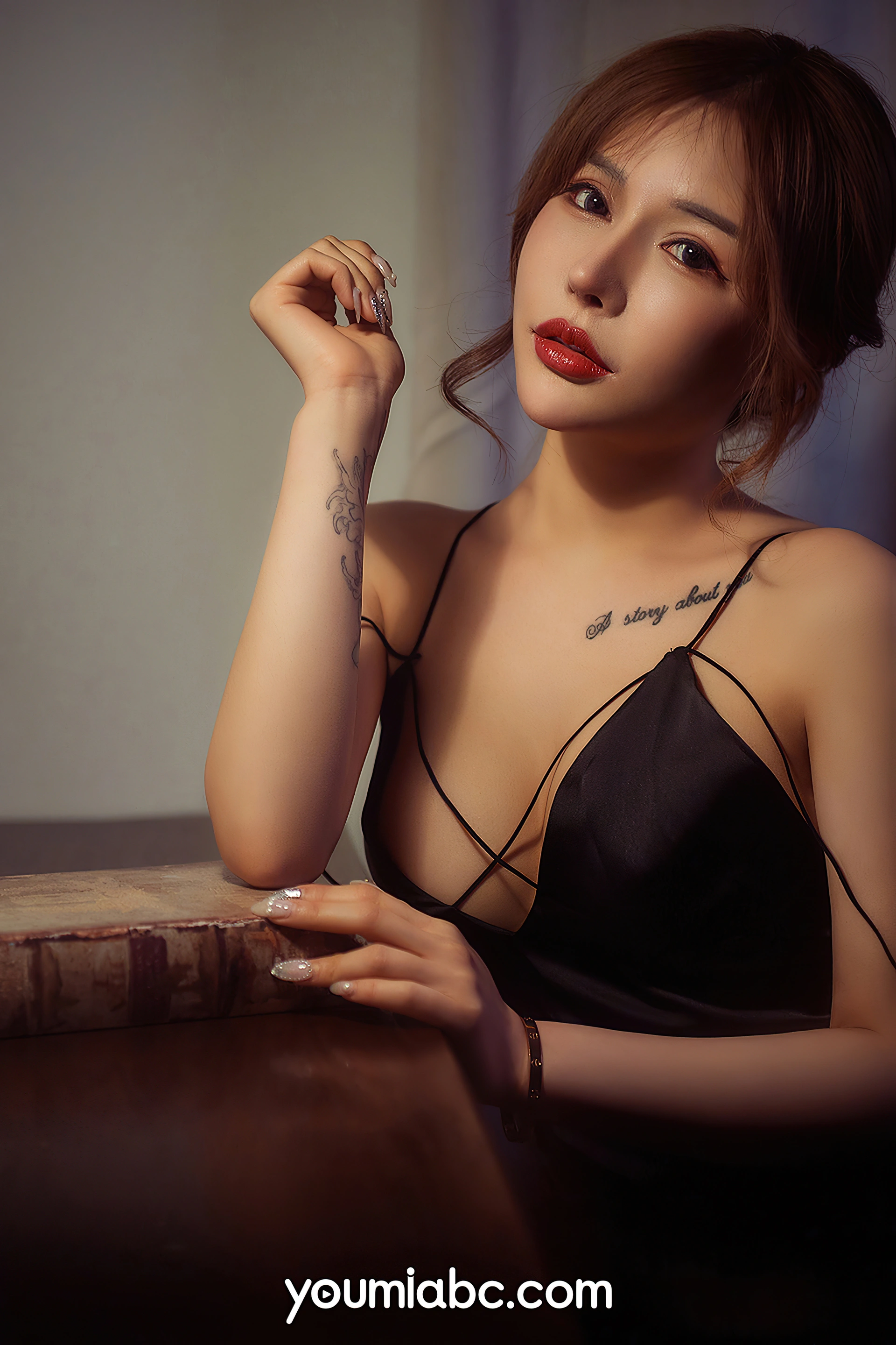 YouMi尤蜜 - 2020.08.17 夜晚の情调 可可 2